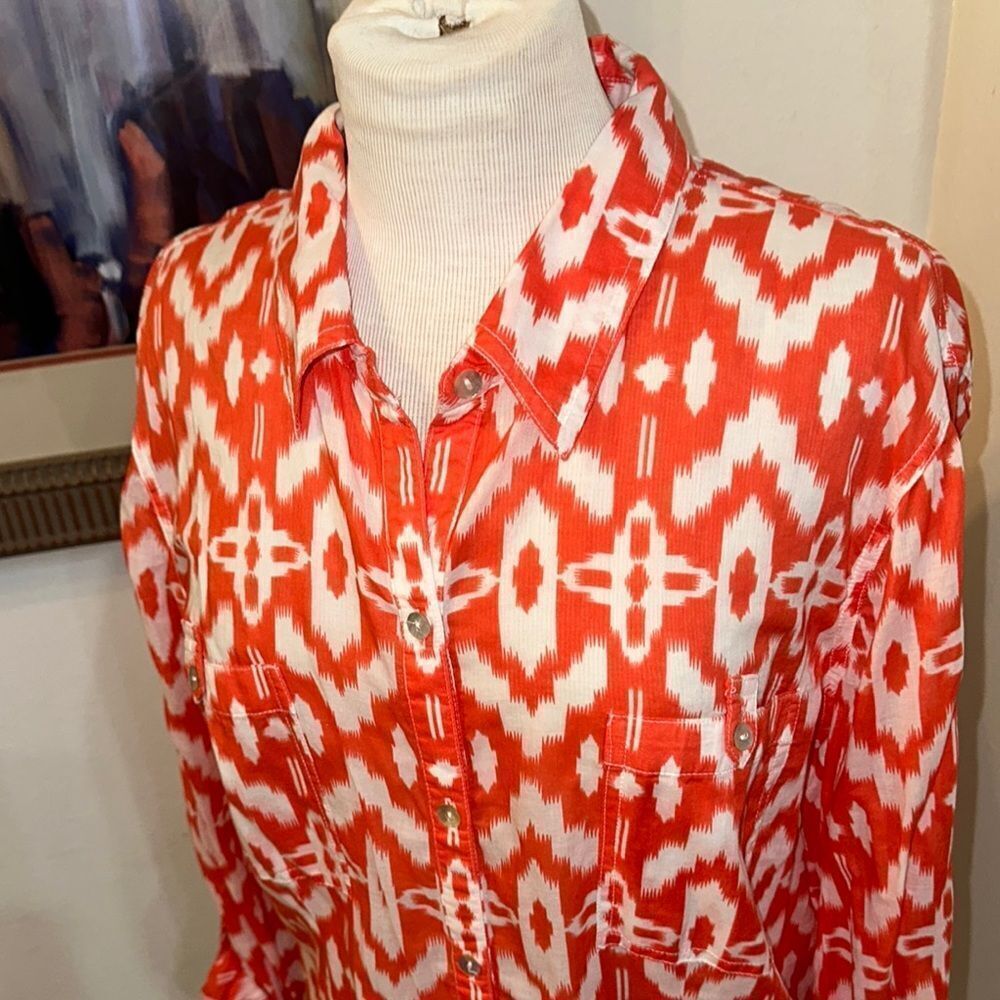 Chico’s Orange/White Patterned Button-Up Shirt Si… - image 5